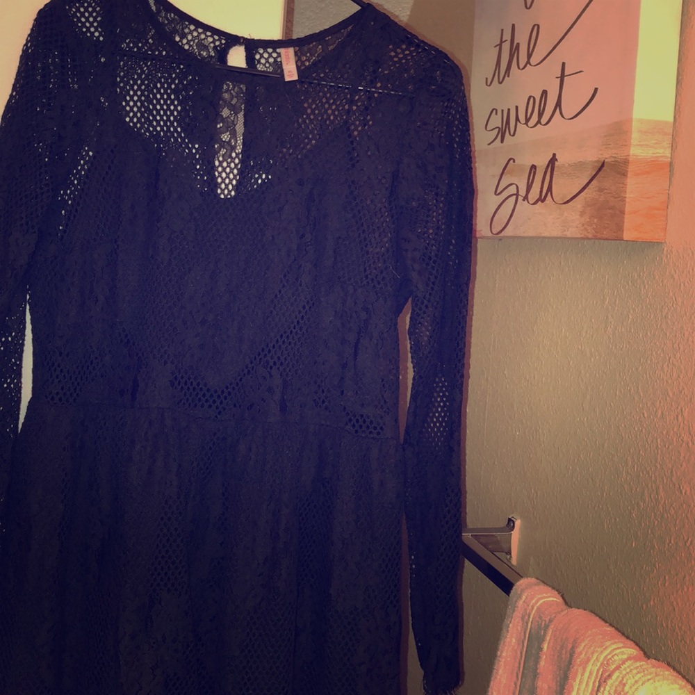 Black mesh dress. Size XL, used twice.